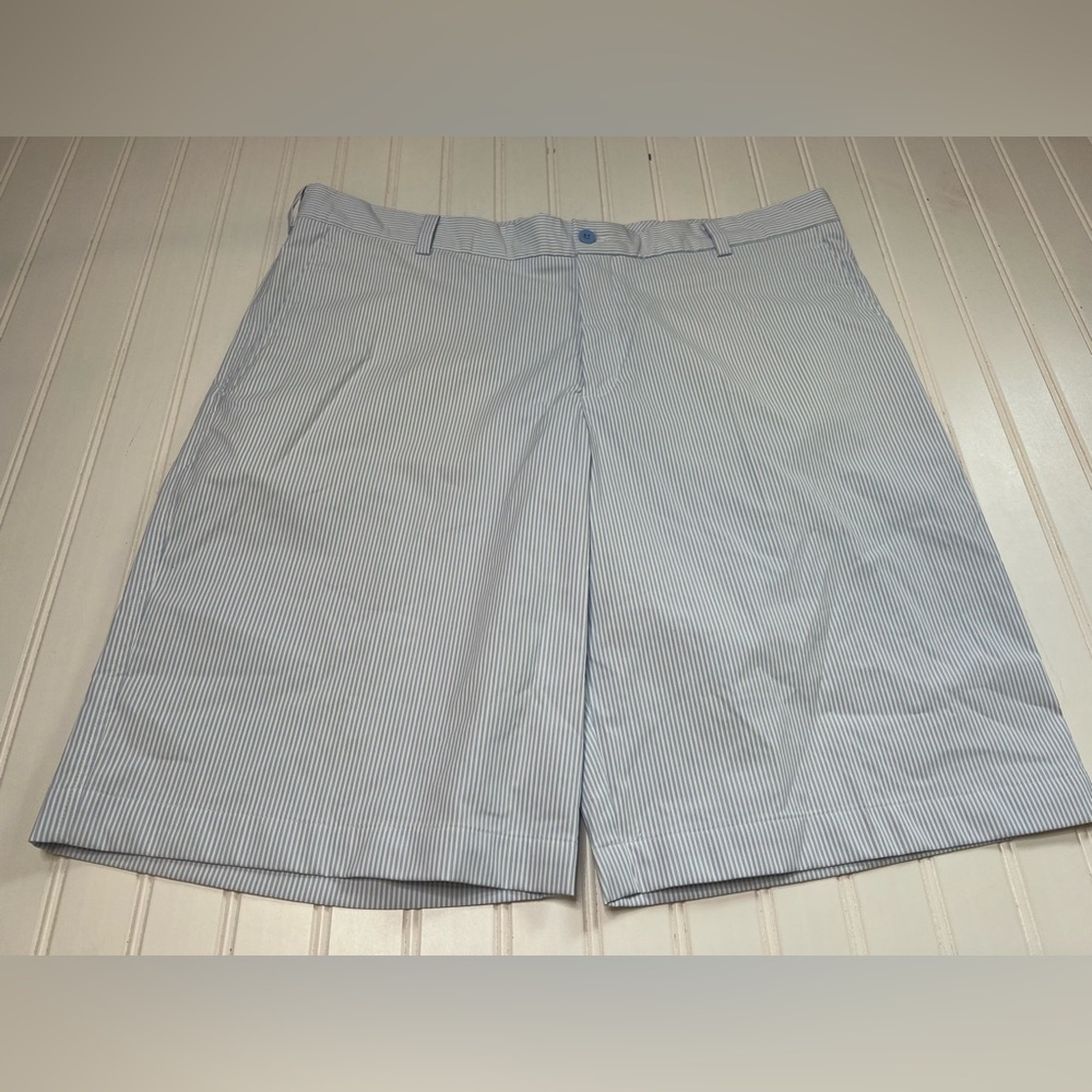 Nike Golf Dri-Fit Tour Performance Mens Striped Shorts Blue 38 Flat Front 565